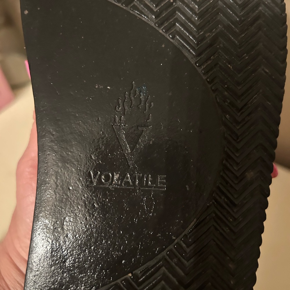 Volatile size 7 - Picture 2 of 4